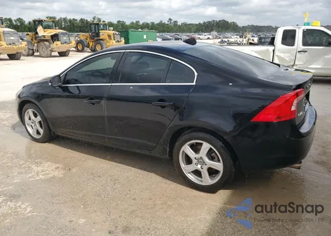 2013 Volvo S60 T5 z USA, uszkodzony, nr VIN YV1612FS1D2207965